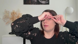 Szemöldök-emelő