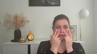 10 perces arcmasszázs nyak fókusszal